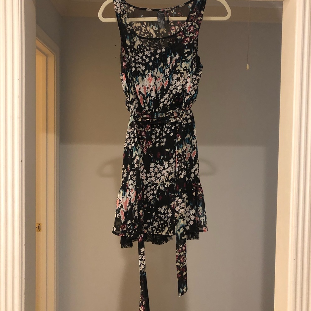 GUESS dress